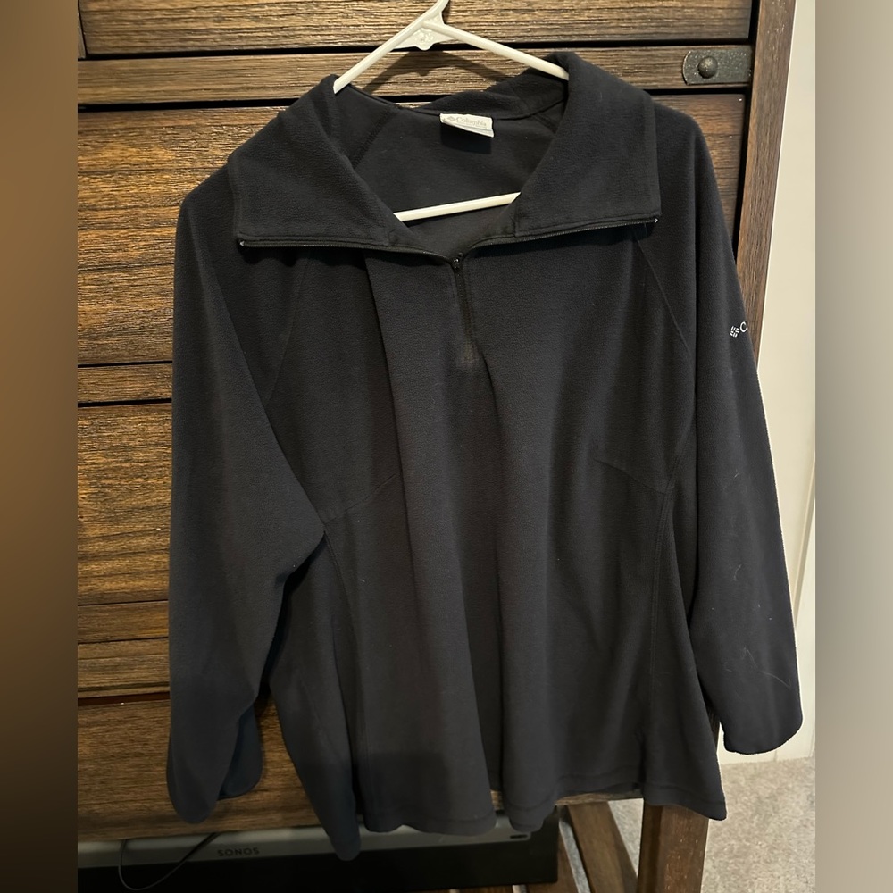 Women’s black Columbia fleece pullover 2X